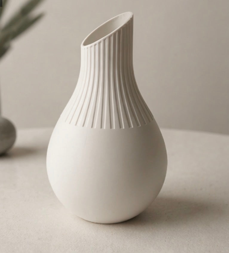 Sora Line Vase