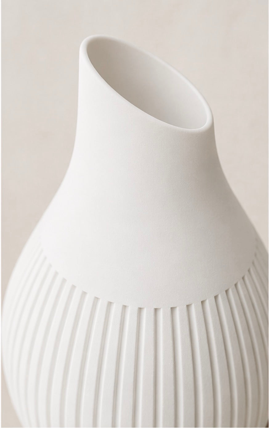 YORI Rib Vase
